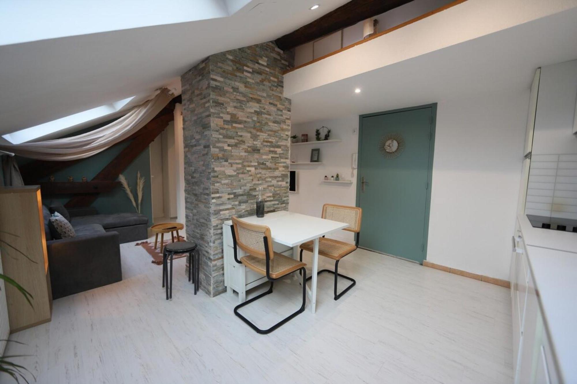 A Little Nest At The Top Floor อานซี ภายนอก รูปภาพ